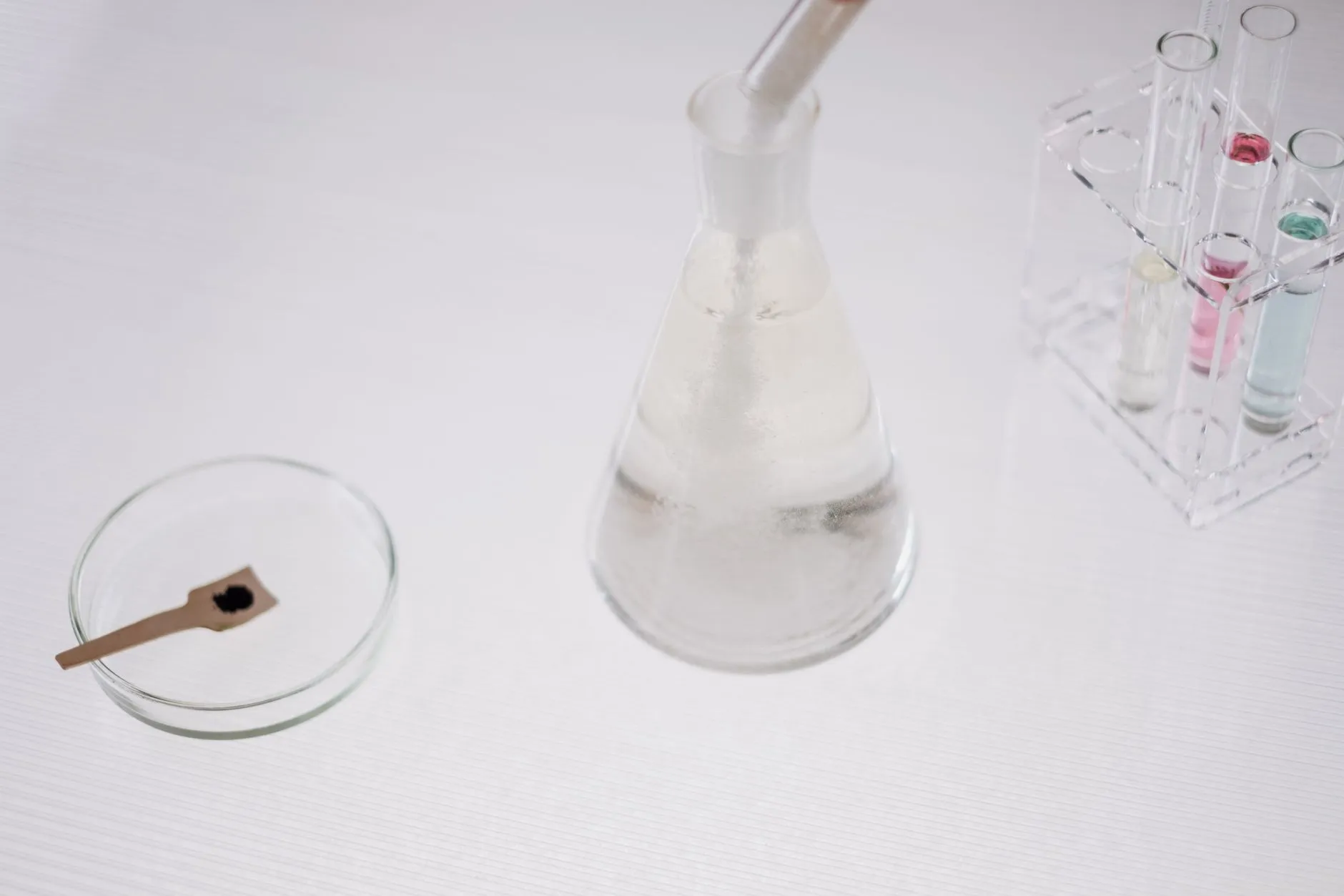 卫星通信设备在军工与民用航天项目中的技术对接要点