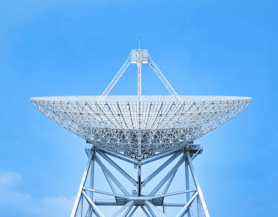 面向低轨卫星互联网的星载相控阵天线技术发展综述正文配图 1