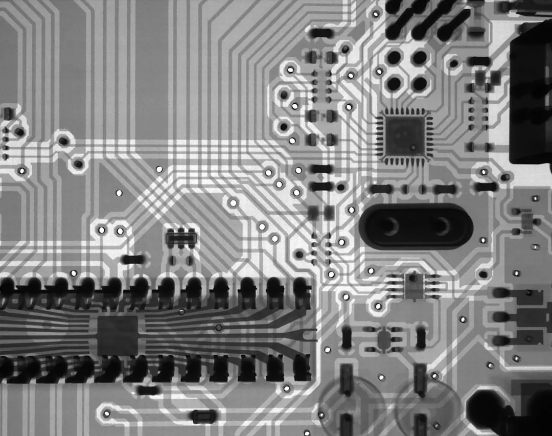 北斗导航系统用精密制造工艺与航天级器件选型对比